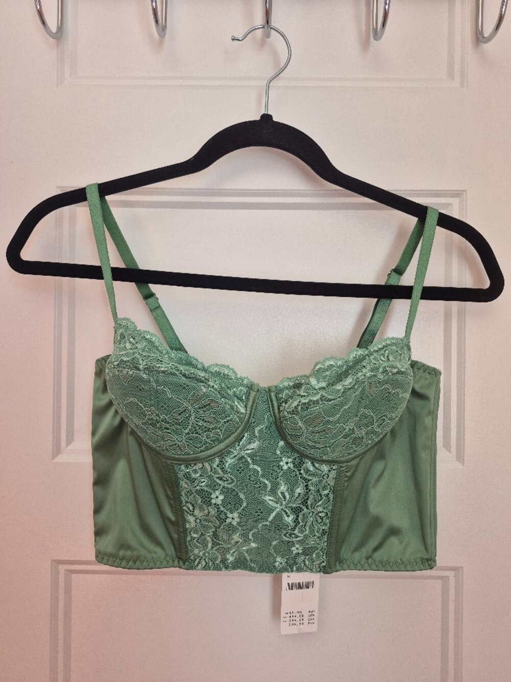 URBAN OUTFITTERS NWT Green Satin Lace Corset Top M